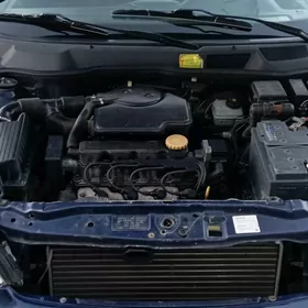 Opel Astra 2000