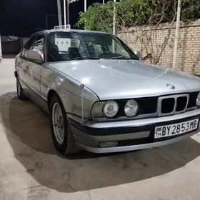 BMW 525 1992