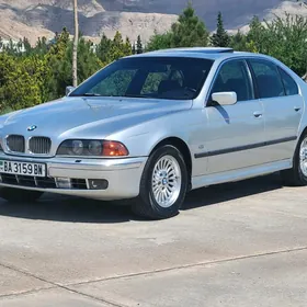 BMW E39 1999