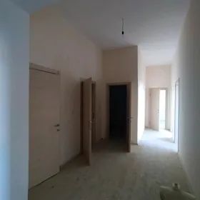 Новруз Полуэлитка 2эт 3к 145м²