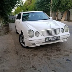 Mercedes-Benz E-Class 2001