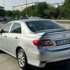 Toyota Corolla 2011