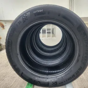 Michelin 255/55/R19