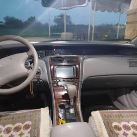 Toyota Avalon 2000