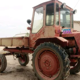 MTZ T-28 1990
