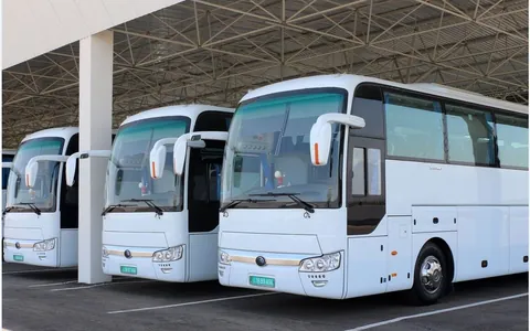 20-nji maýdan Aşgabat - Türkmenbaşy ugry boýunça goşmaça awtobus gatnawy işe girizildi