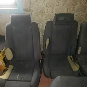 E34 M sidenya