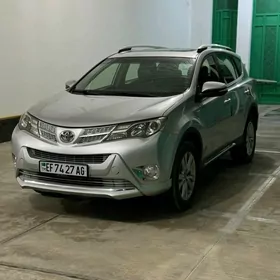 Toyota RAV4 2015