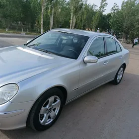 Mercedes-Benz E-Class 2003