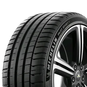 Michelin 235/45/18