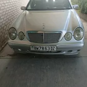 Mercedes-Benz 230E 2000