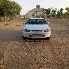 Toyota Camry 1998
