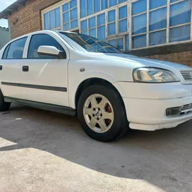 Opel Astra 2003
