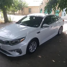 Kia Optima 2020
