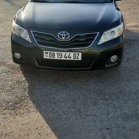 Toyota Camry 2010