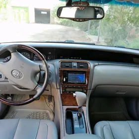 Toyota Avalon 2003