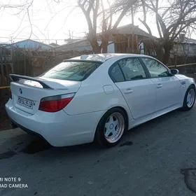 BMW E60 2005
