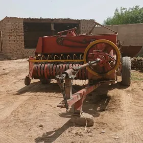 MTZ T-28 2002