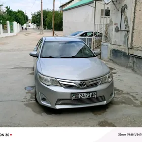 Toyota Camry 2012