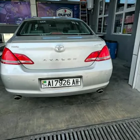 Toyota Avalon 2010