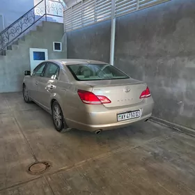 Toyota Avalon 2005