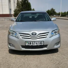 Toyota Camry 2010