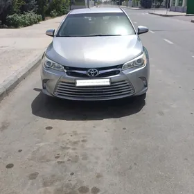Toyota Camry 2017