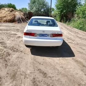Toyota Camry 1998