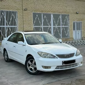 Toyota Camry 2004
