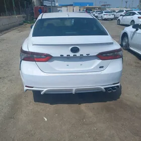 Toyota Camry 2022