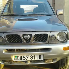 Nissan Terrano 2000