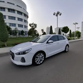 Hyundai Elantra GT 2019