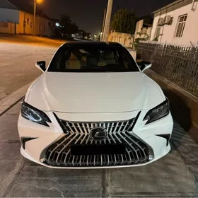 Lexus ES 350 2019