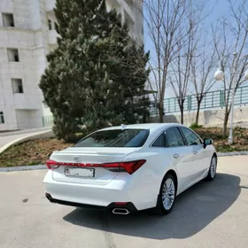 Toyota Avalon 2022