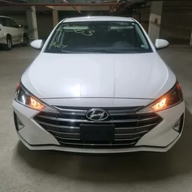Hyundai Elantra 2020