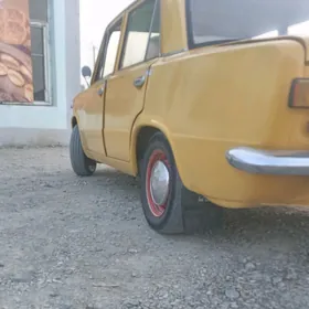 Lada 2104 1986