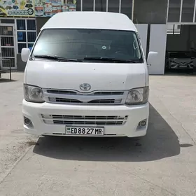 Toyota Hiace 2008