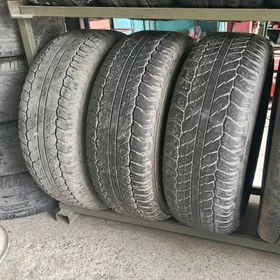 265 65 17 DUNLOP TEKER