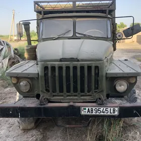 Ural 4320 1992
