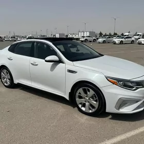 Kia Optima 2020