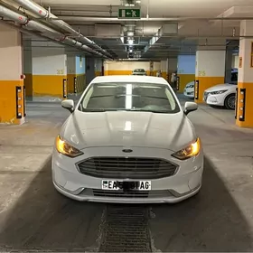 Ford Fusion 2019