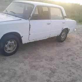 Lada 2104 1985