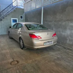 Toyota Avalon 2005