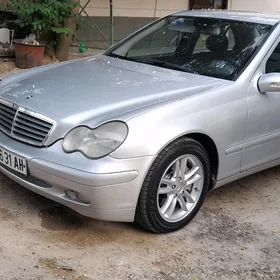 Mercedes-Benz C320 2001