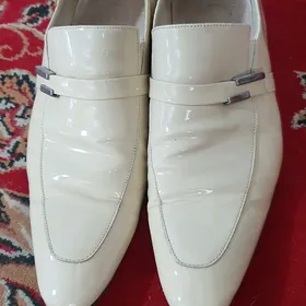 Kowüş.