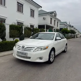 Toyota Camry 2011