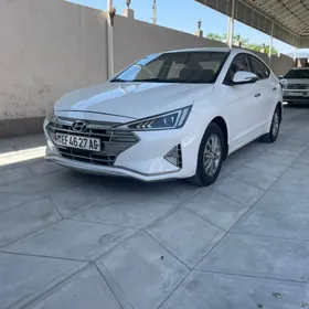 Hyundai Elantra 2019