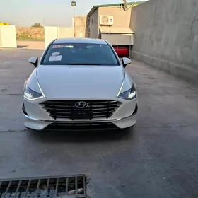 Hyundai Sonata 2022