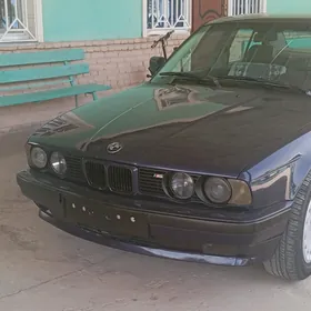 BMW 525 1990
