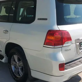Toyota Land Cruiser 2010